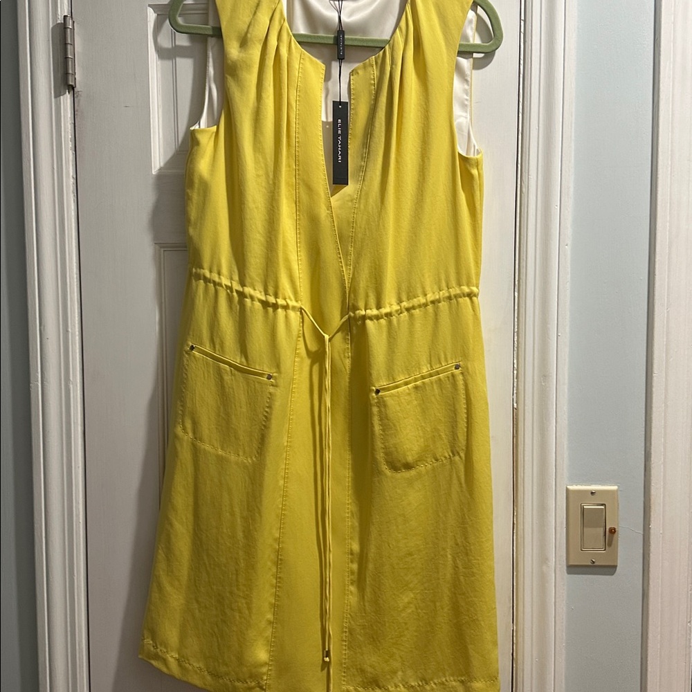 Elie Tahari Lisa Dress
Color: Yellow Daisy